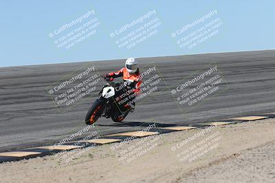 media/Oct-13-2025-Moto Forza (Mon) [[a66d839500]]/4-C Group/Session 2 (Bowl)/